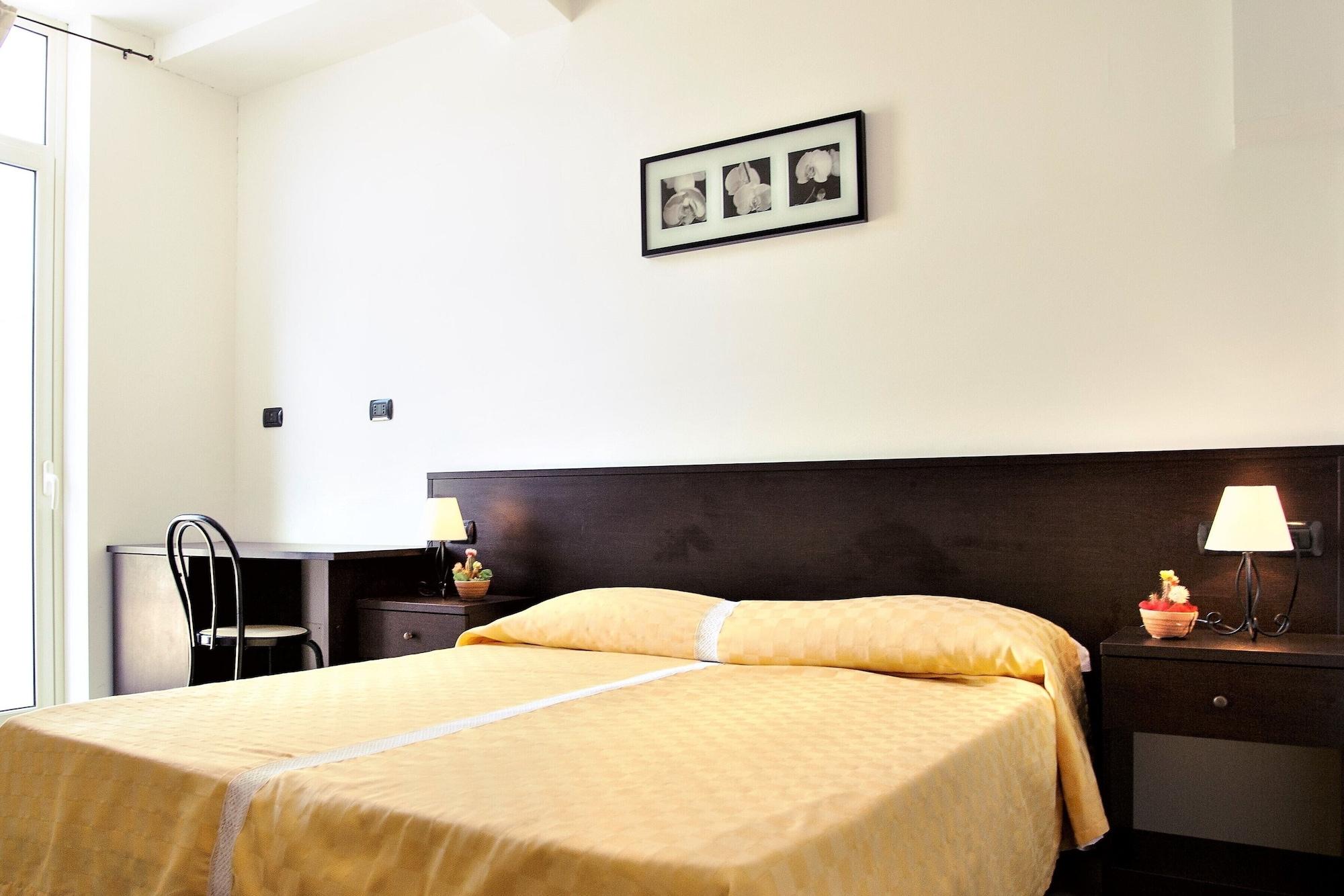 Hotel Marabel Sant'Alessio Siculo Exterior photo